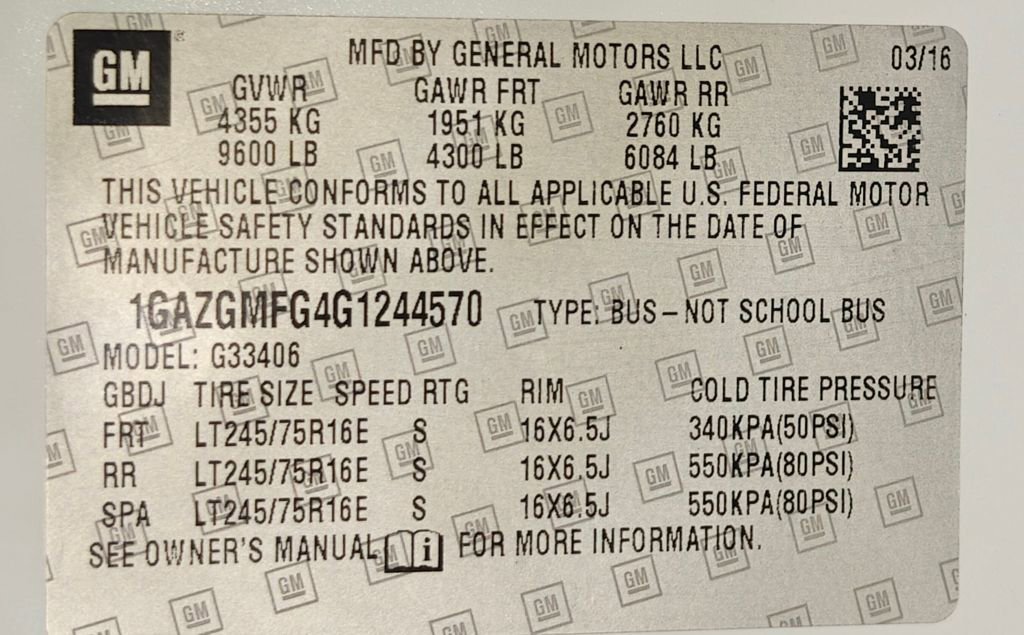 Used 2016 Chevrolet Express 3500 LT w/ LT Preferred Equipment Group RWD image 42
