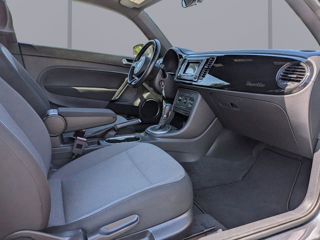 Used 2019 Volkswagen Beetle 2.0T S FWD image 15