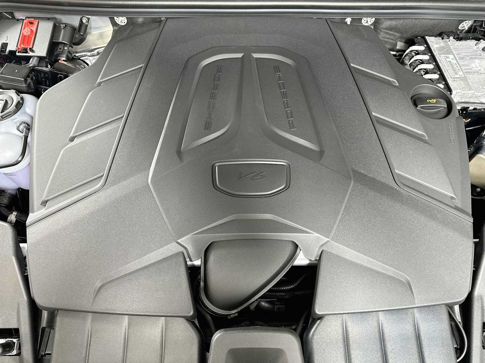 New 2026 Porsche Cayenne AWD/4WD image 30