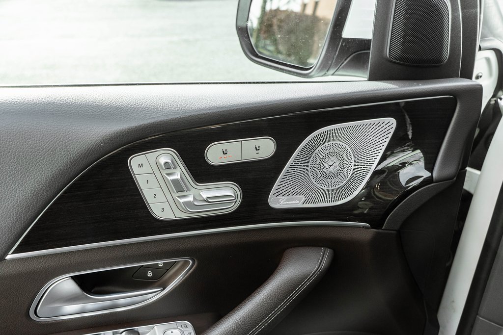 Used 2020 Mercedes-Benz GLS 450 4MATIC image 19