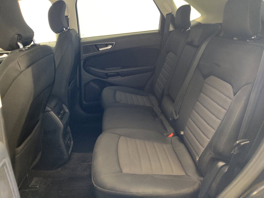Used 2016 Ford Edge SE AWD/4WD image 18