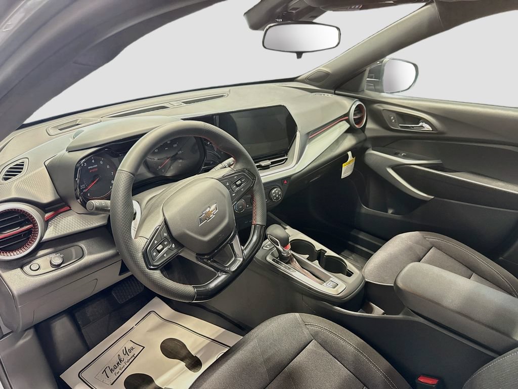 New 2026 Chevrolet Trax RS w/ Sunroof Package FWD image 9