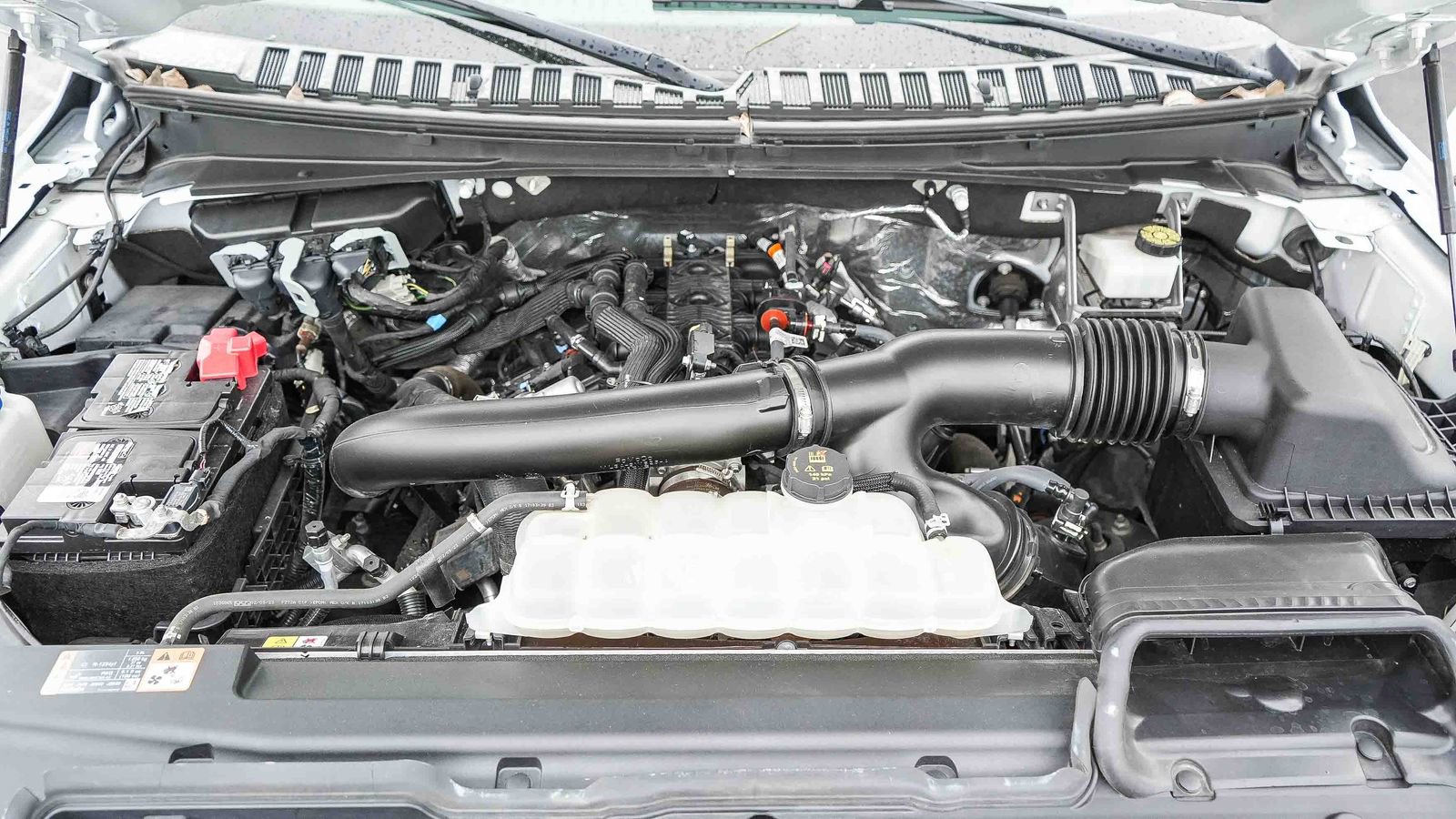 Used 2023 Ford Expedition Limited image 27