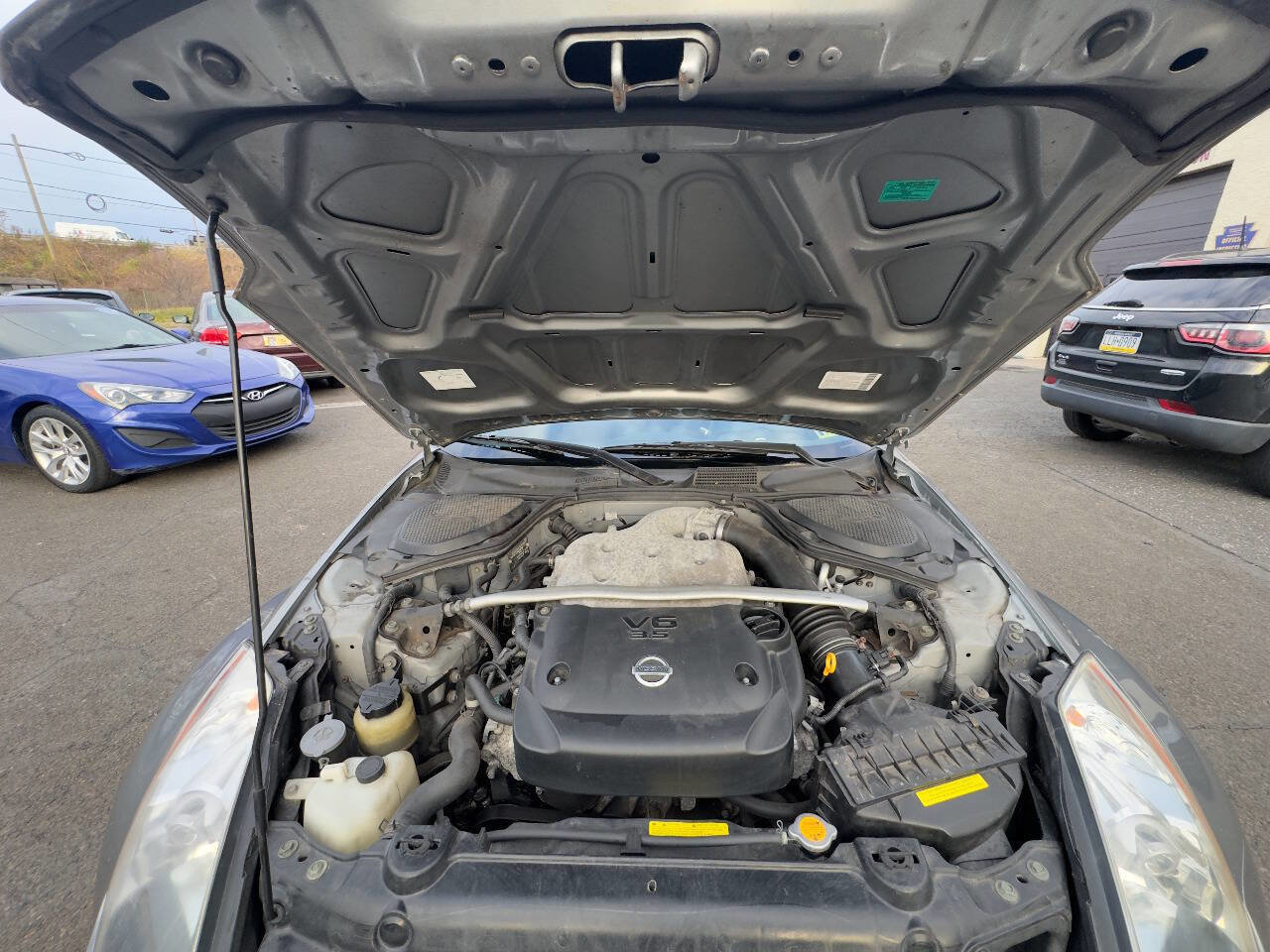 Used 2005 Nissan 350Z Enthusiast image 17