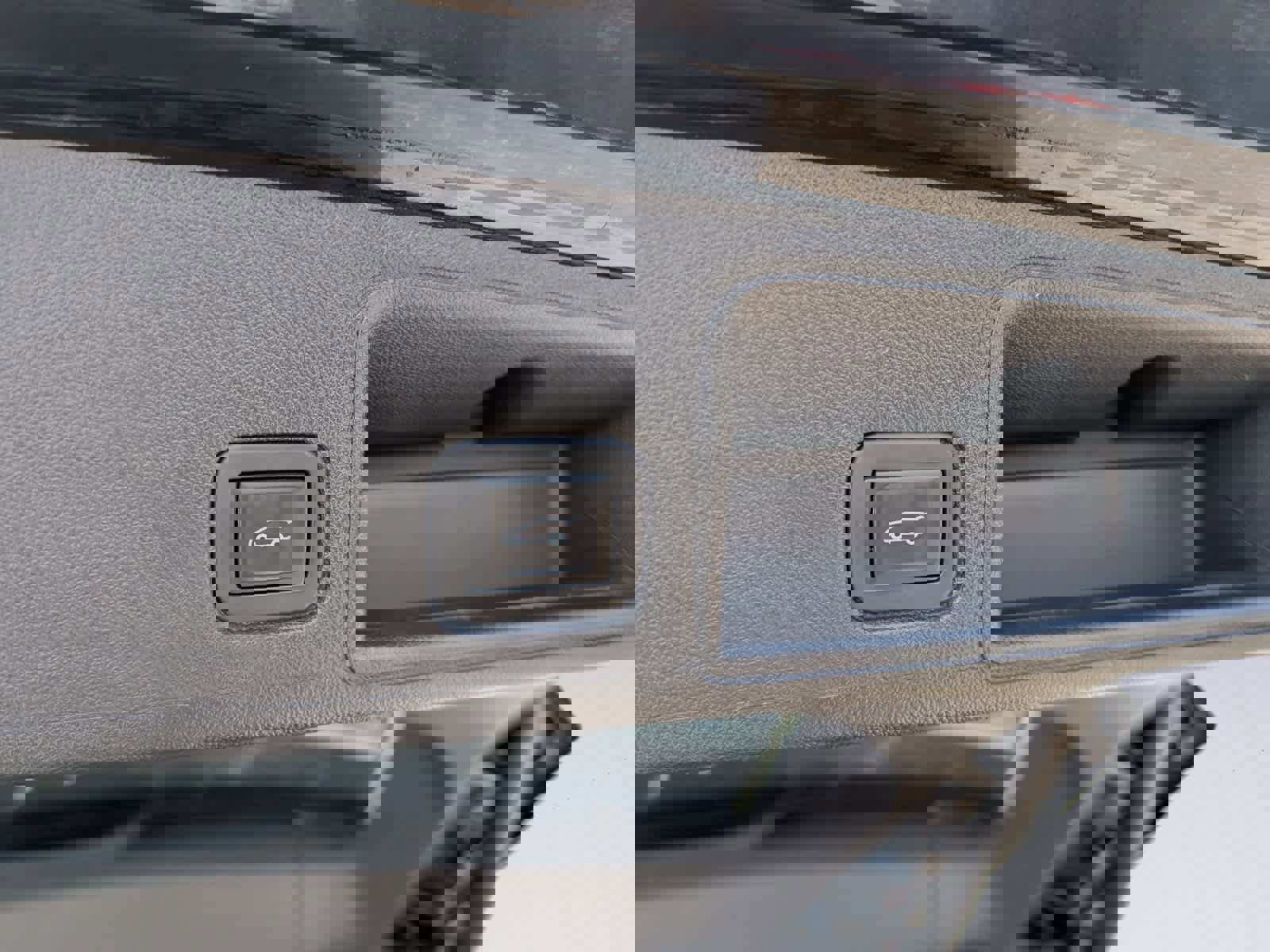 Certified 2023 GMC Terrain AT4 w/ Infotainment Package II image 12