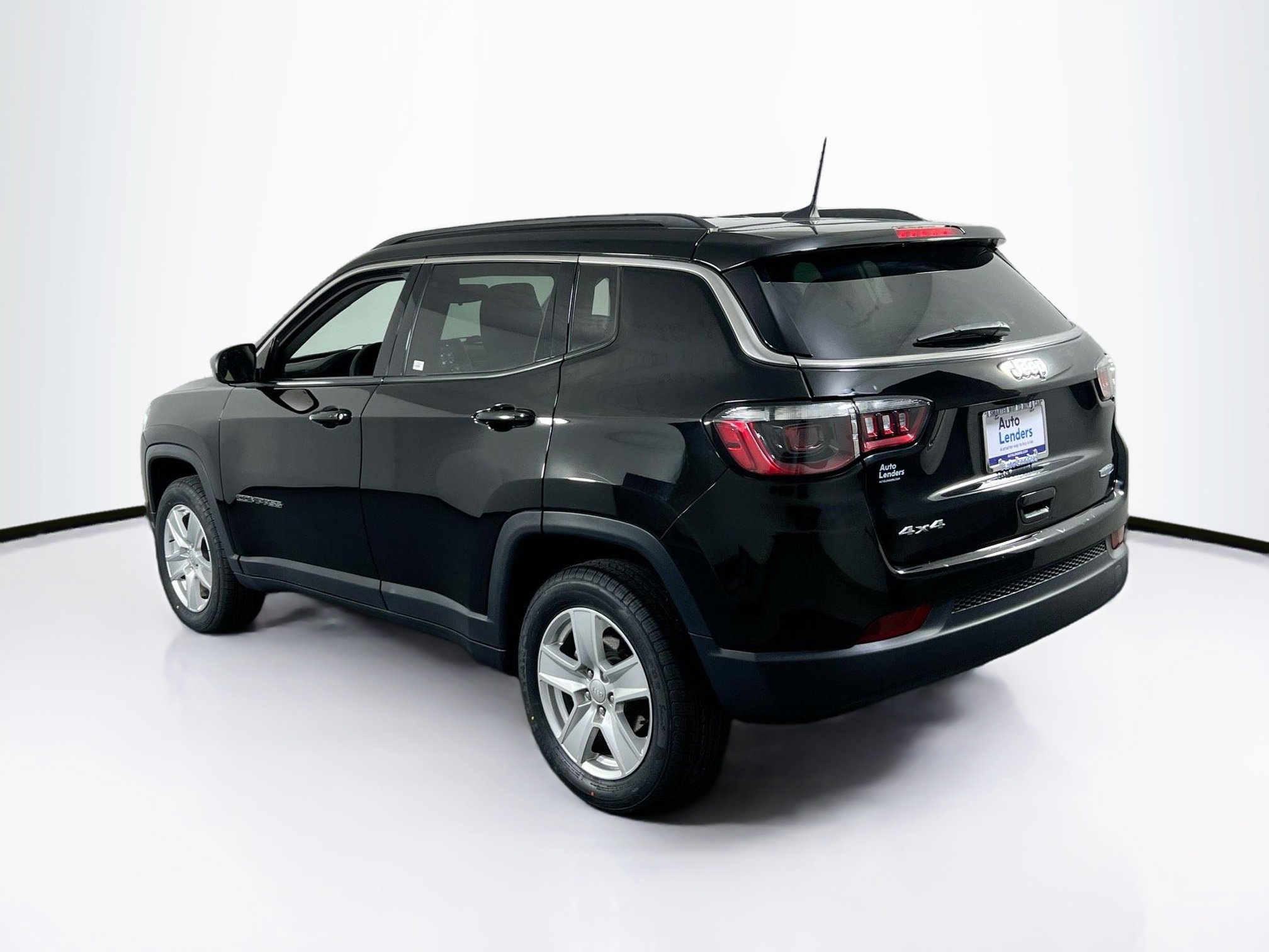 Used 2022 Jeep Compass Latitude image 7
