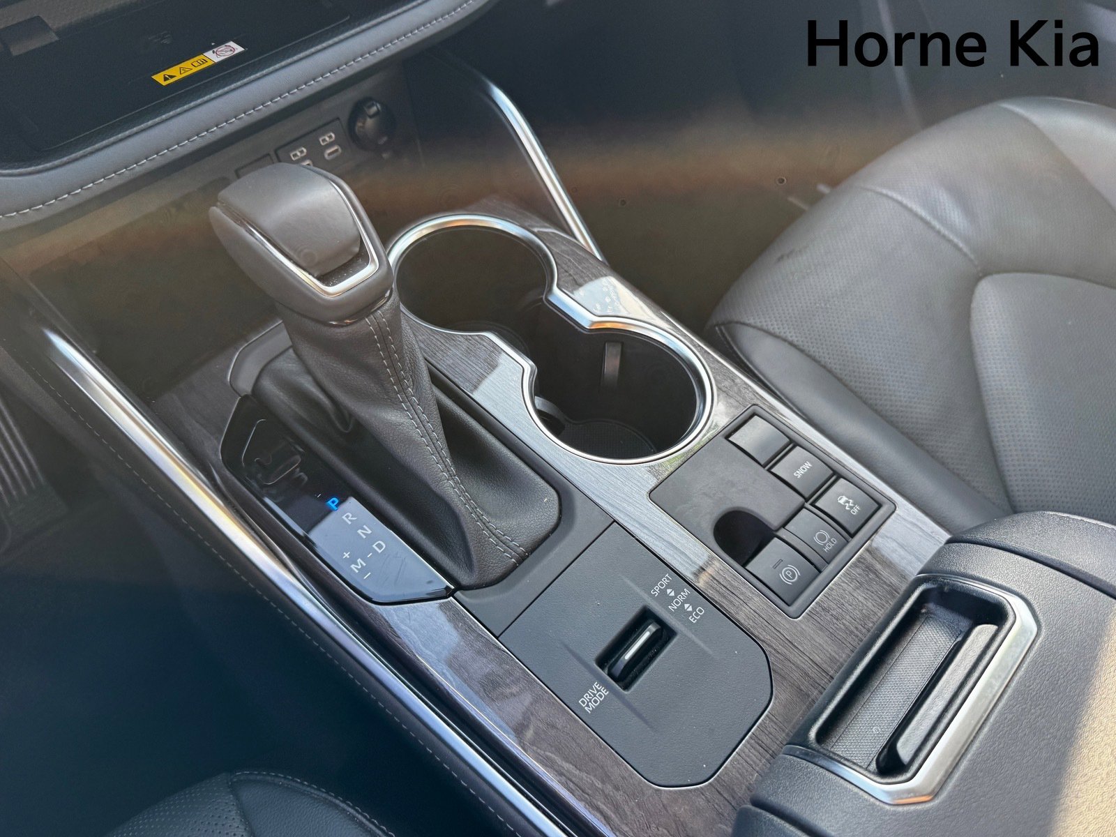 Used 2023 Toyota Highlander Platinum image 22