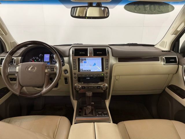 Used 2018 Lexus GX 460 Premium AWD/4WD image 31