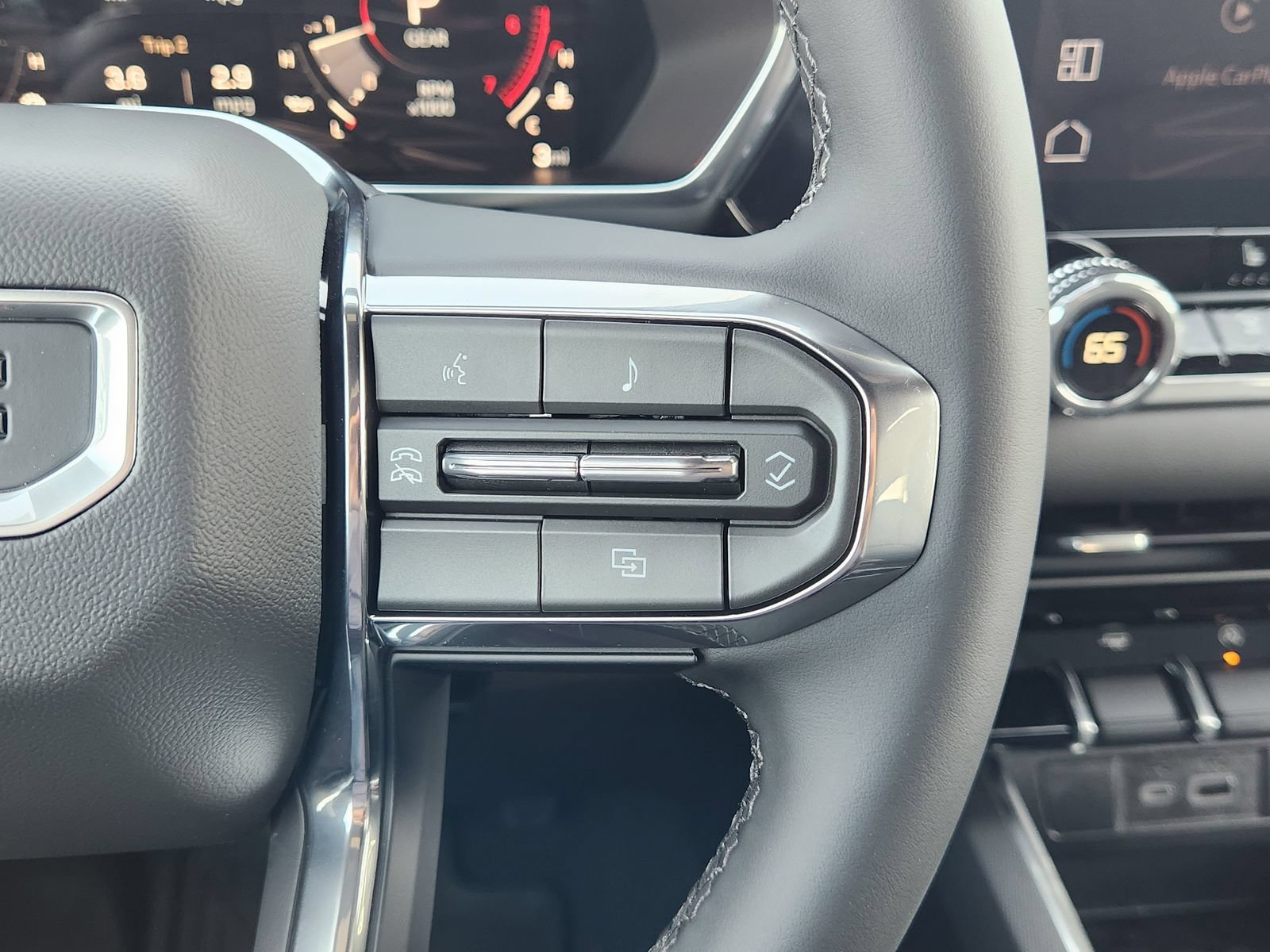 New 2026 GMC Canyon Elevation w/ Convenience Package RWD image 33