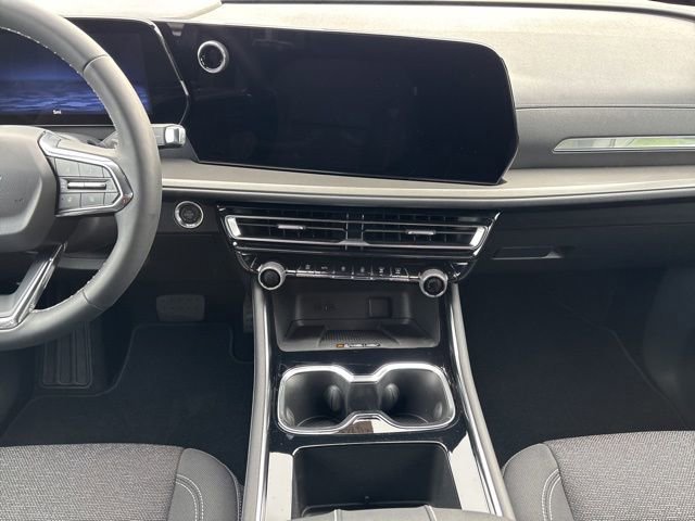 New 2026 Chevrolet Traverse LT FWD image 11