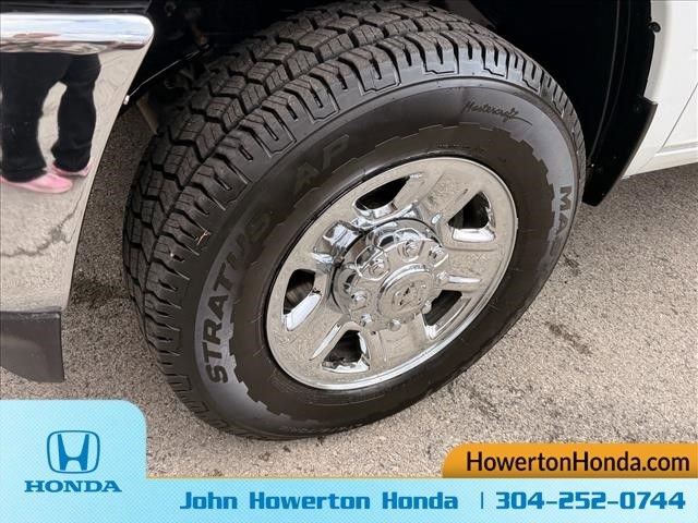 Used 2022 RAM 2500 Big Horn w/ Cold Weather Group AWD/4WD image 30