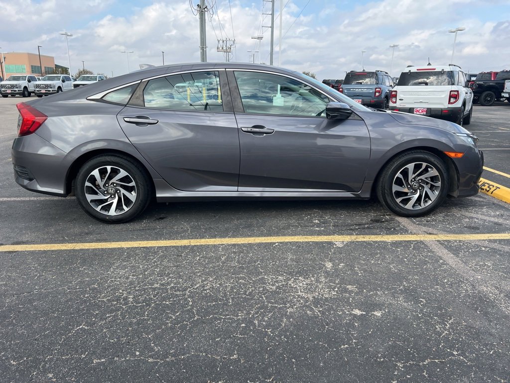 Used 2018 Honda Civic EX image 8