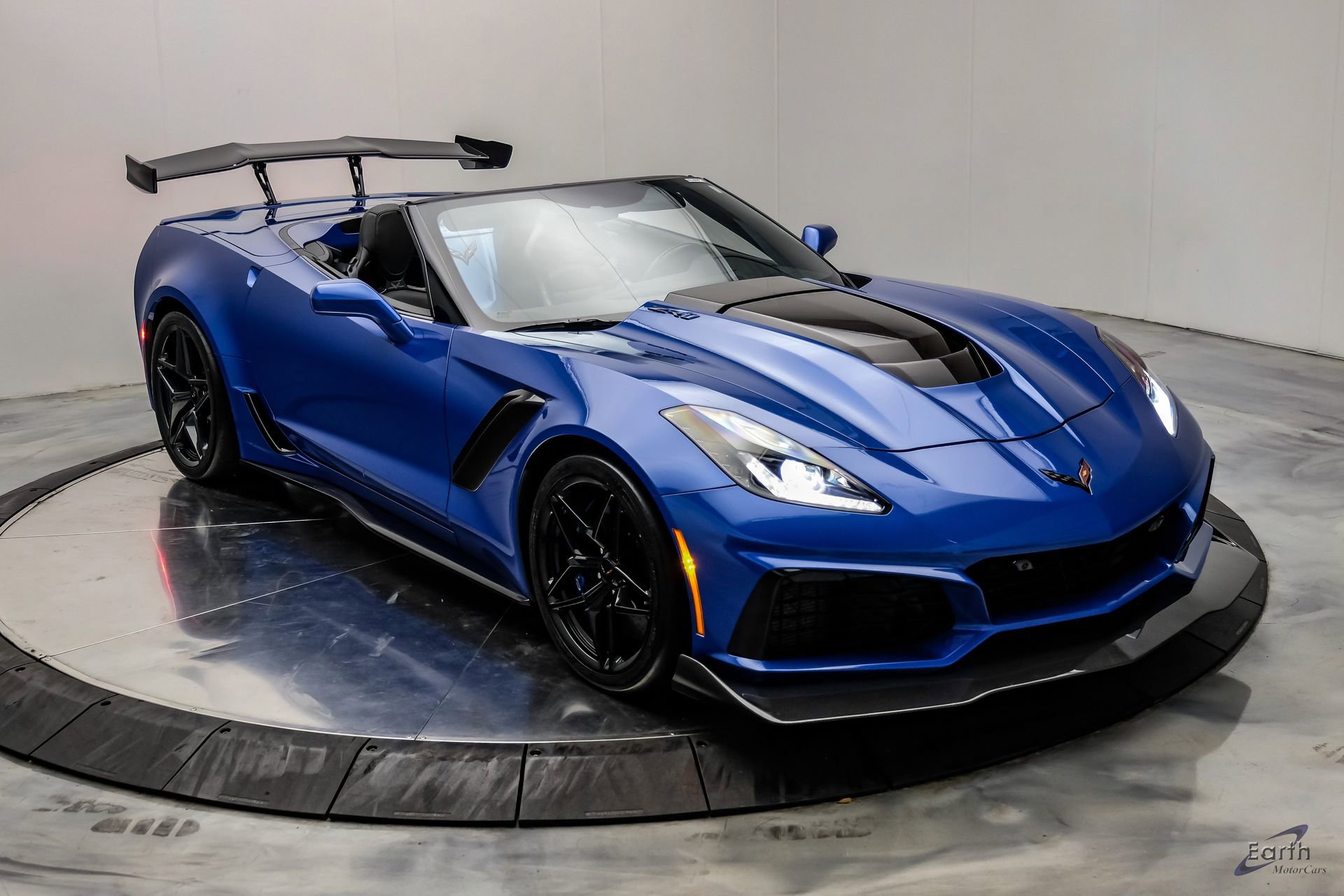 Used 2019 Chevrolet Corvette ZR1 RWD image 33
