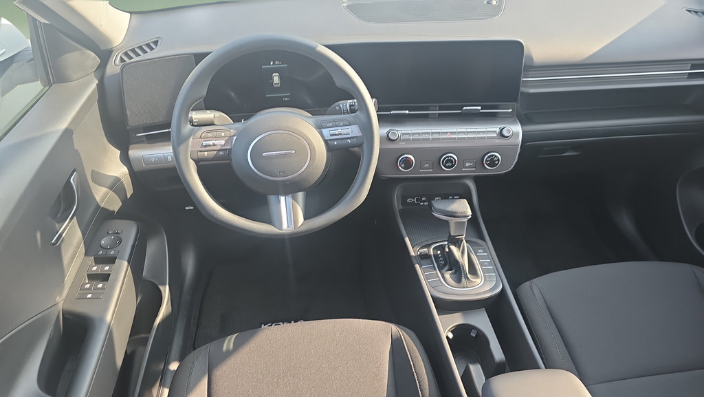 New 2026 Hyundai Kona SE FWD image 17