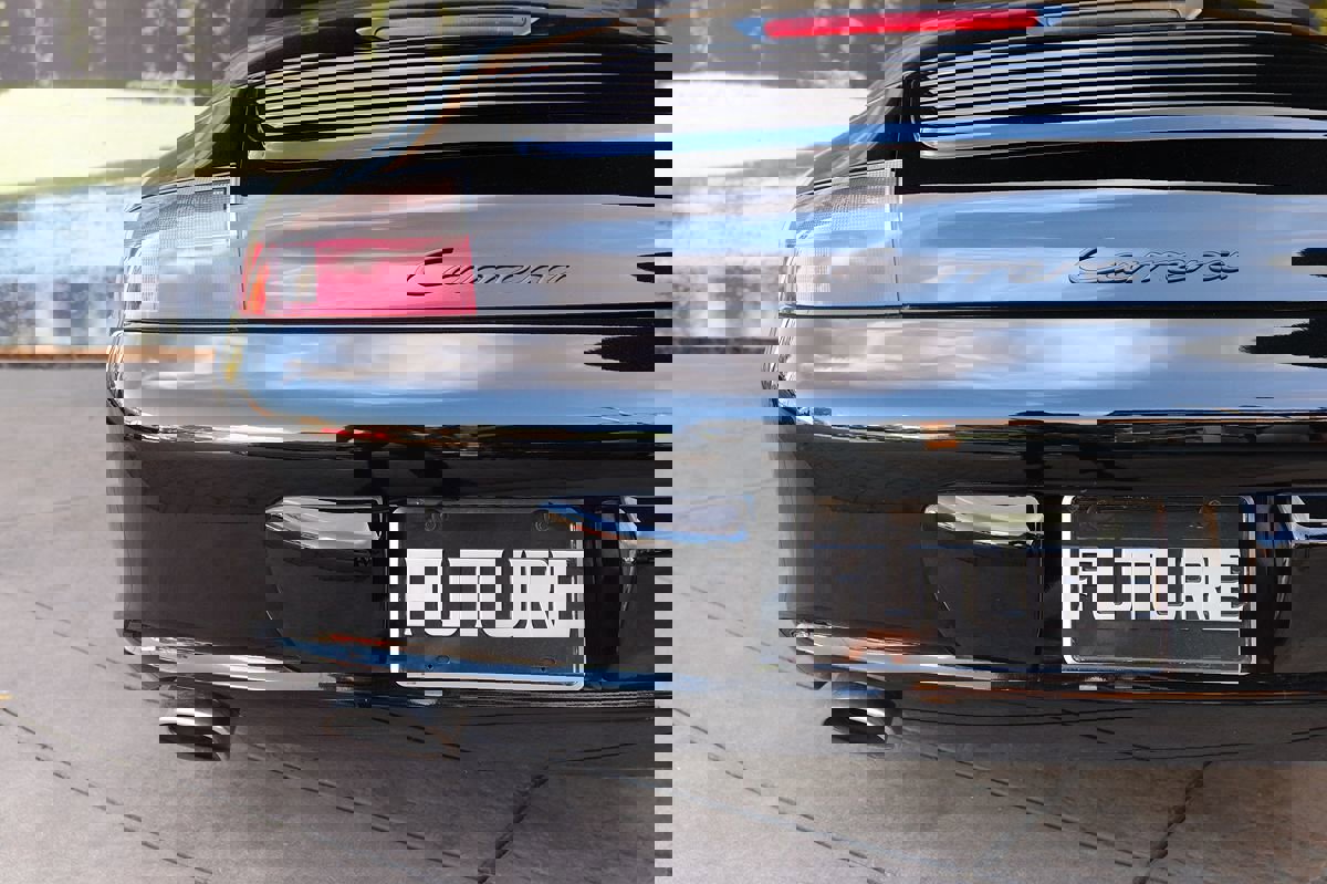 Used 2004 Porsche 911 Carrera image 32