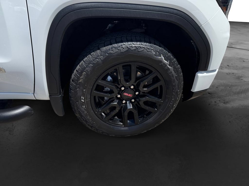 Used 2023 GMC Sierra 1500 Elevation w/ X31 Off-Road Package AWD/4WD image 13