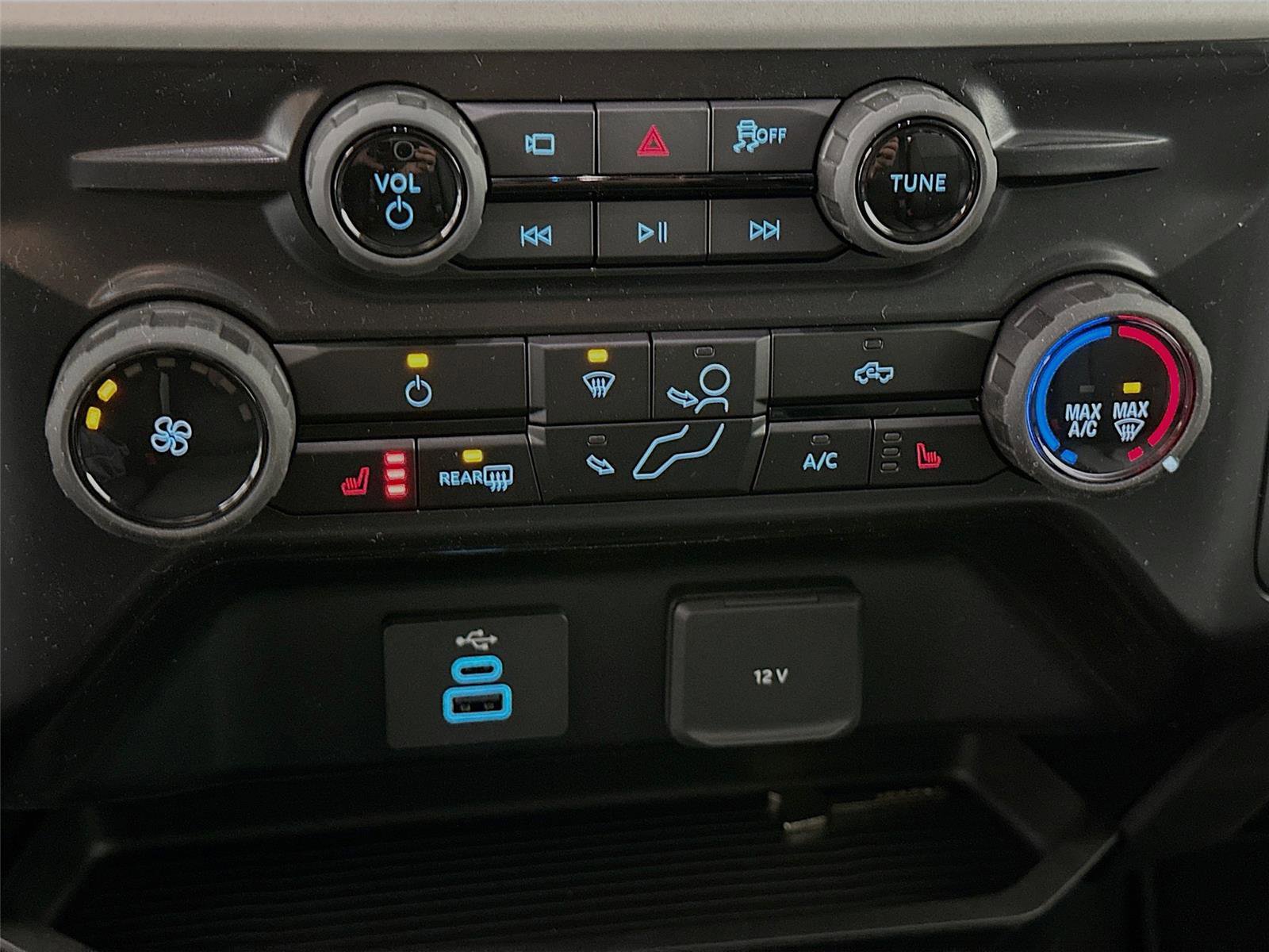 New 2026 Ford F350 XLT w/ XLT Premium Package image 17