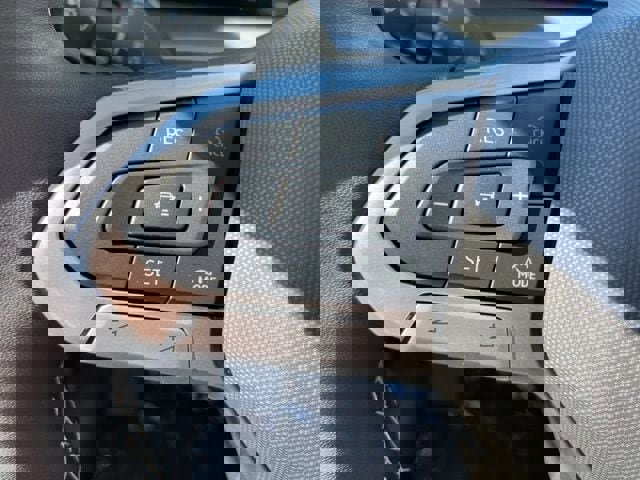 New 2025 Volkswagen Tiguan SE image 28