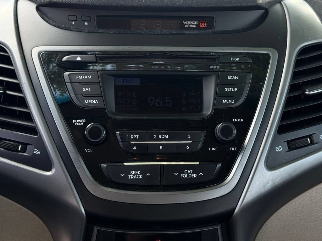 Used 2014 Hyundai Elantra SE FWD image 26