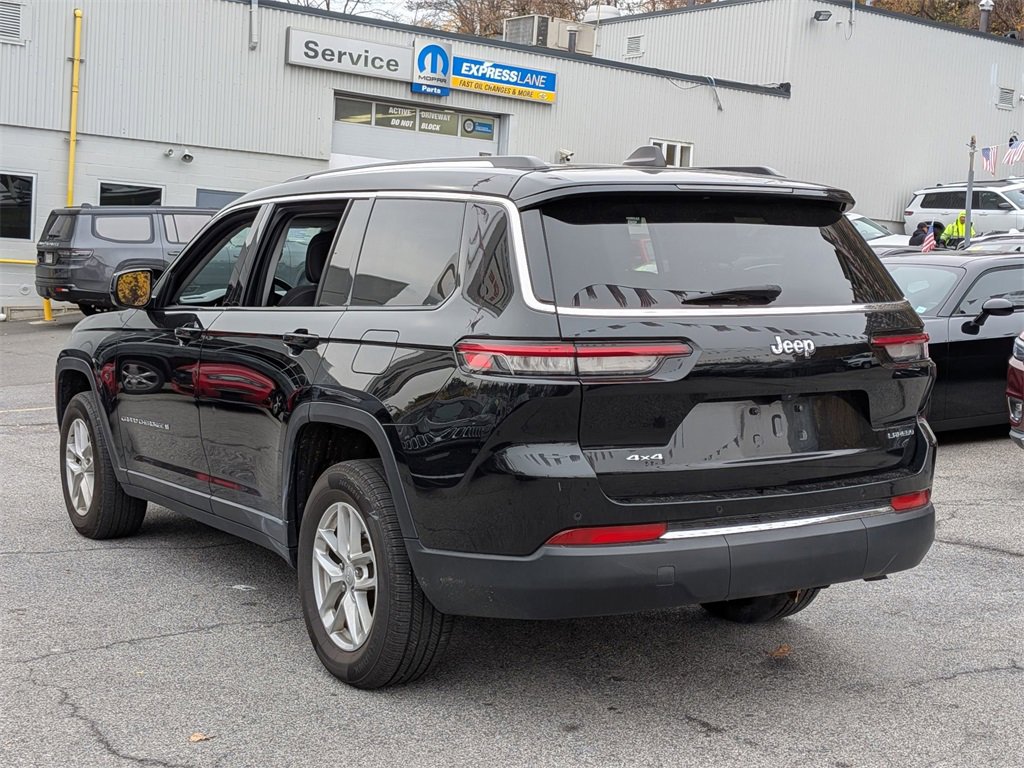 Used 2023 Jeep Grand Cherokee L Laredo image 10