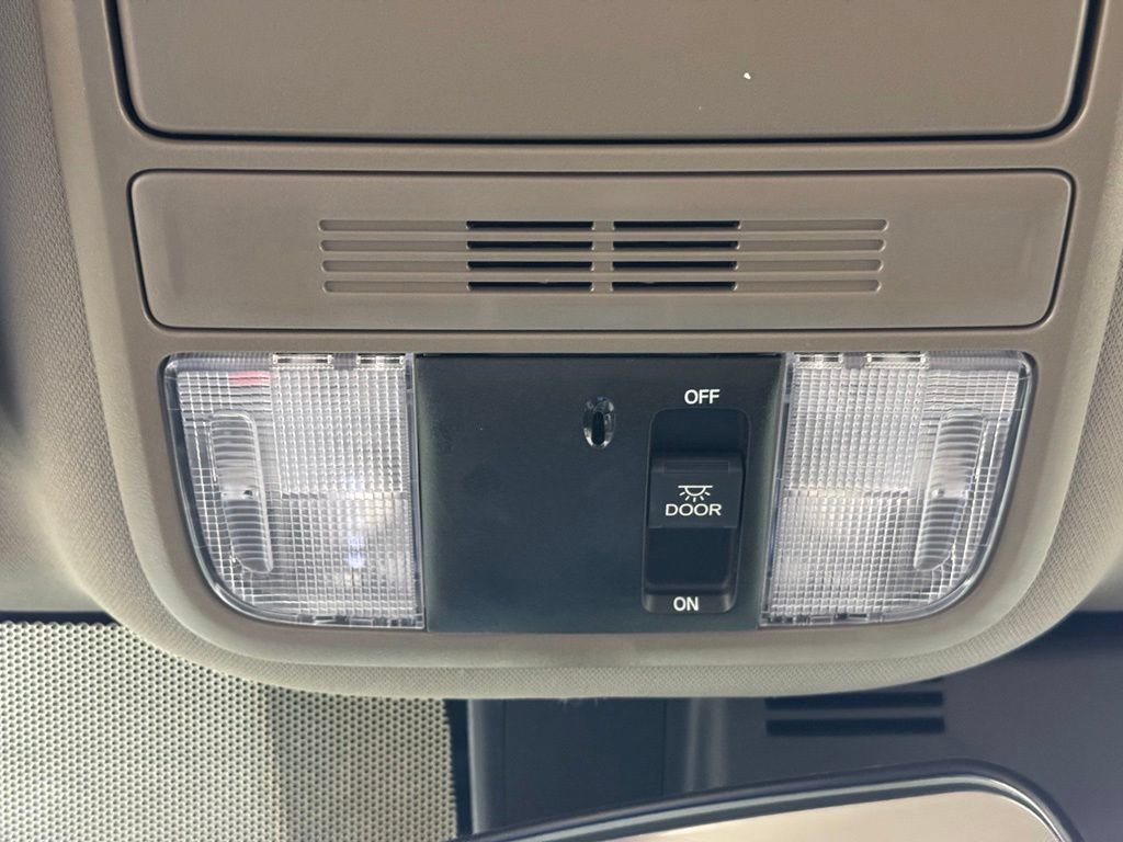 Used 2021 Honda Pilot EX image 51