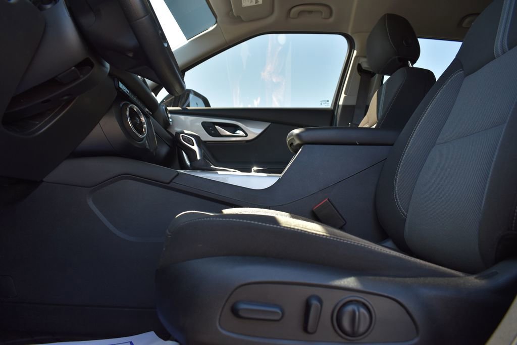 Used 2024 Chevrolet Blazer LT w/ Convenience Package image 8