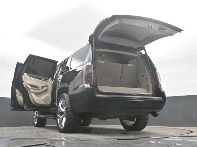 Used 2017 GMC Yukon Denali w/ Open Road Package AWD/4WD image 61