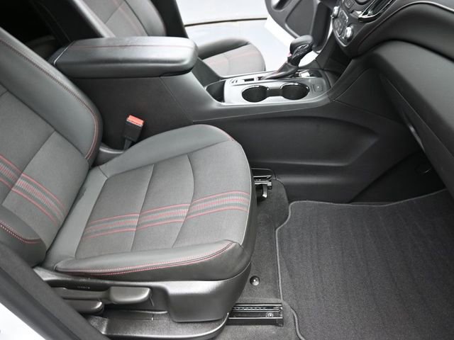 Used 2022 Chevrolet Equinox RS w/ LPO, Floor Liner Package image 26