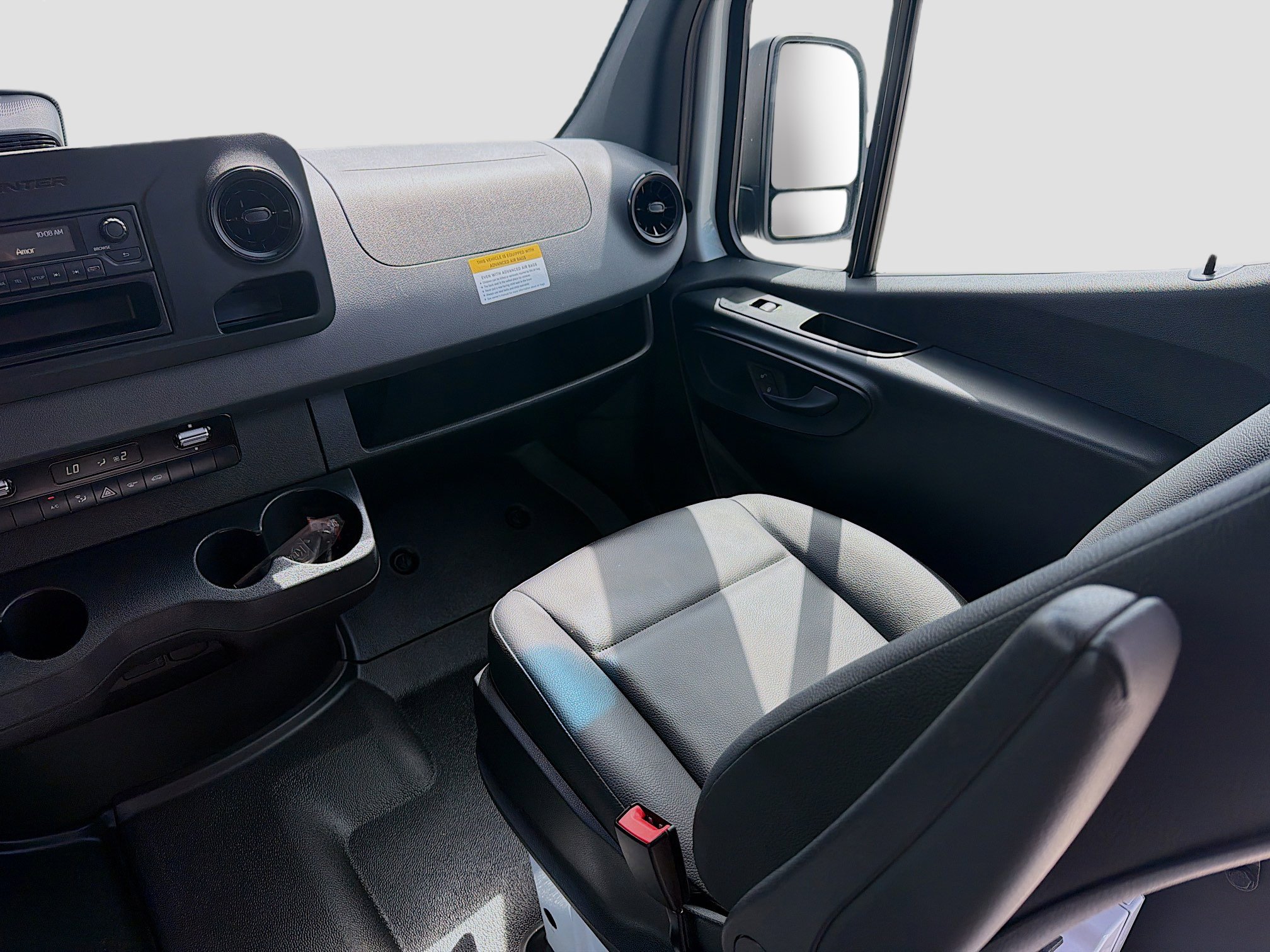 Used 2025 Mercedes-Benz Sprinter 2500 image 19