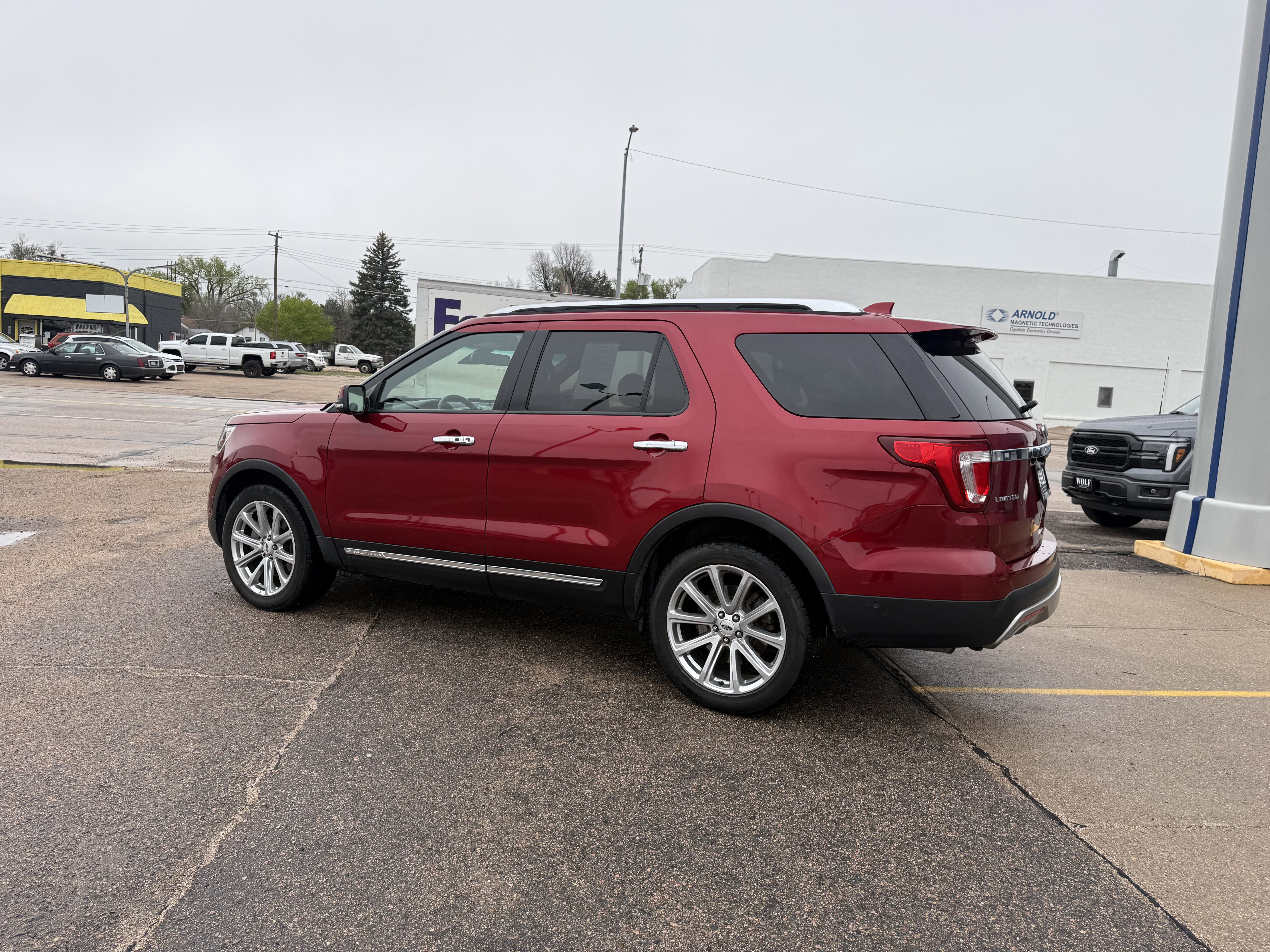 Used 2016 Ford Explorer Limited w/ Equipment Group 301A AWD/4WD image 9
