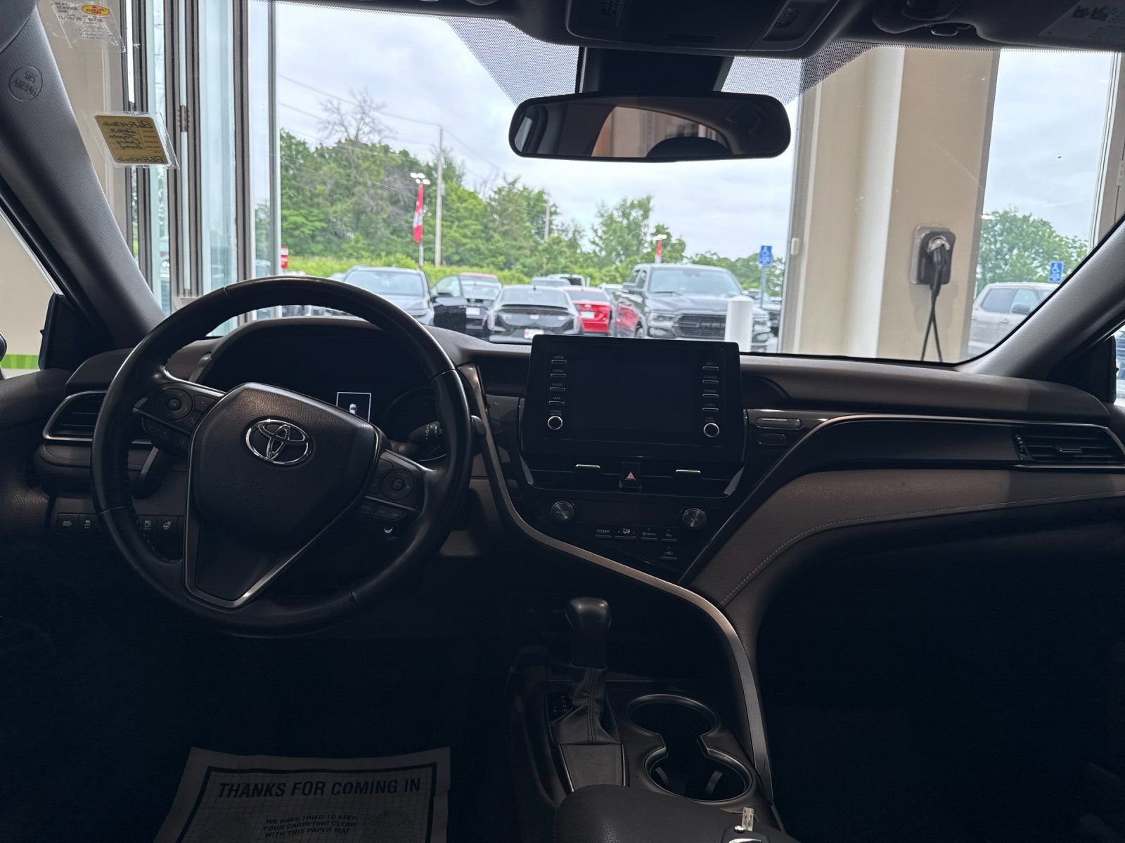Used 2023 Toyota Camry SE FWD image 13