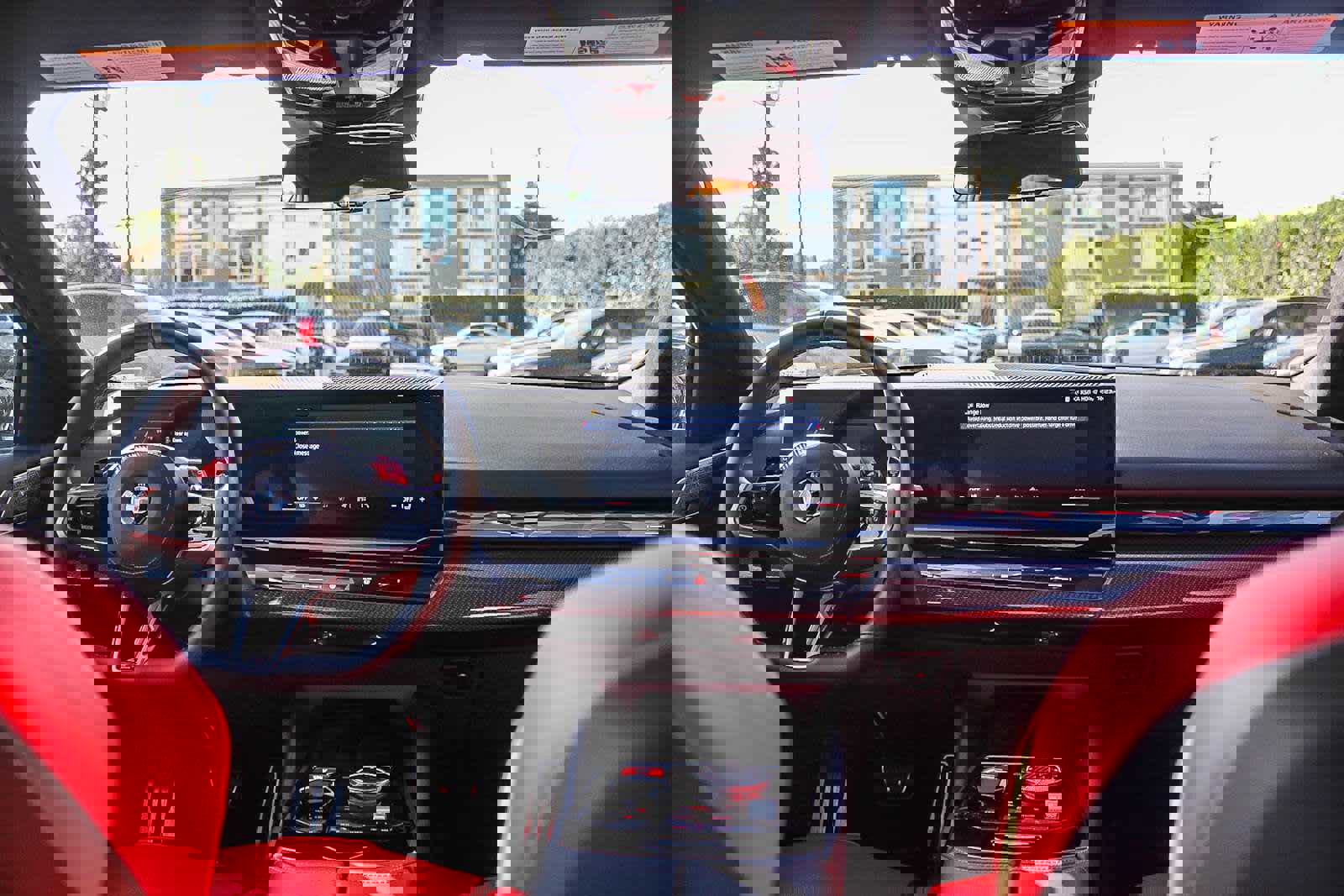 Used 2025 BMW M5 image 9