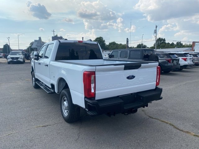 Used 2024 Ford F350 XL w/ Snow Plow Prep Package image 4