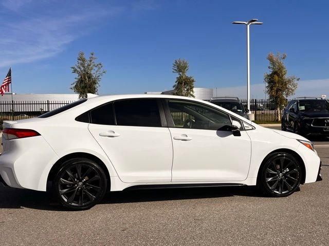 Used 2025 Toyota Corolla SE image 6