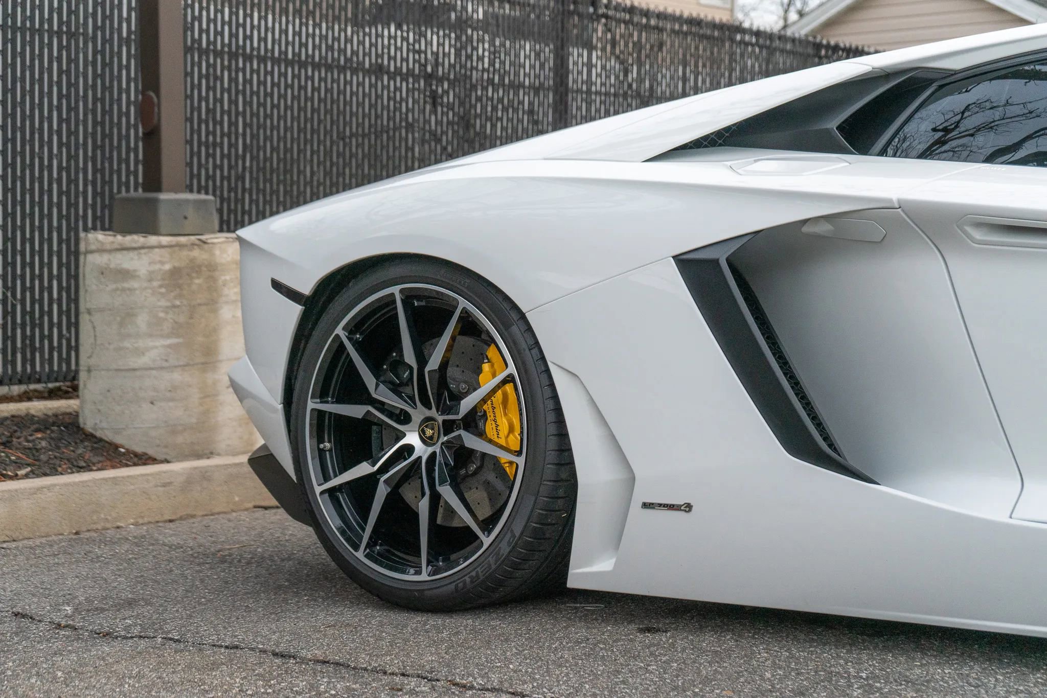 Used 2017 Lamborghini Aventador LP 700-4 image 41
