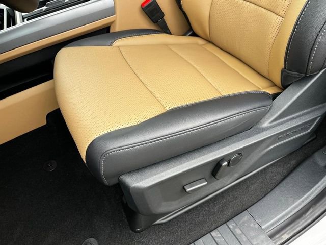 New 2025 Ford F350 Lariat w/ Lariat Ultimate Package AWD/4WD image 11