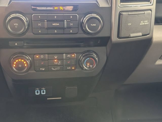 Used 2018 Ford F150 XLT w/ Equipment Group 302A Luxury AWD/4WD image 21