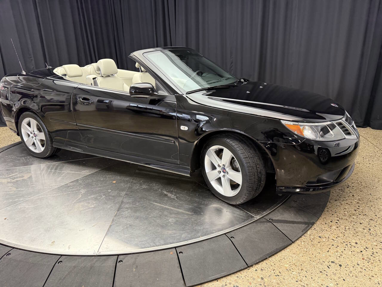 Used 2010 Saab 9-3 2.0T w/ Comfort Package image 10