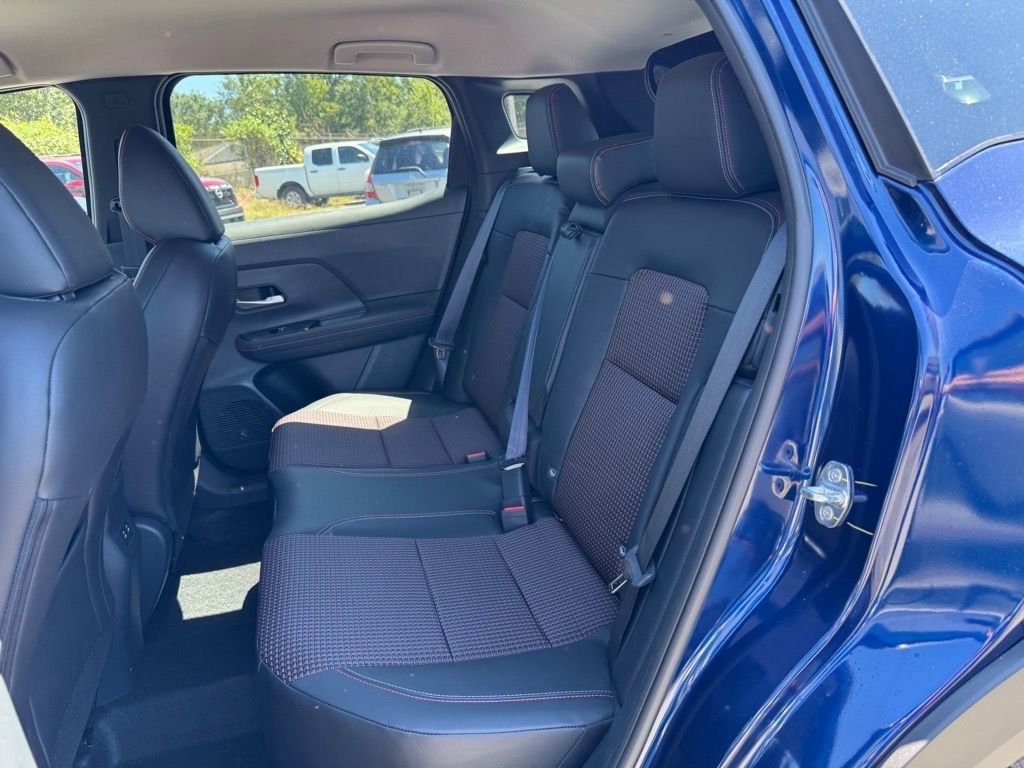 New 2025 Nissan Kicks SR w/ Interior Electronics Package image 12