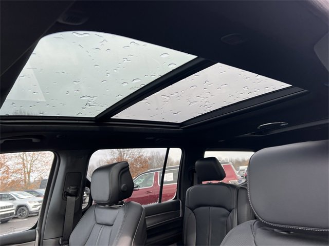 New 2026 Jeep Grand Wagoneer 4WD w/ Premium Group I image 10