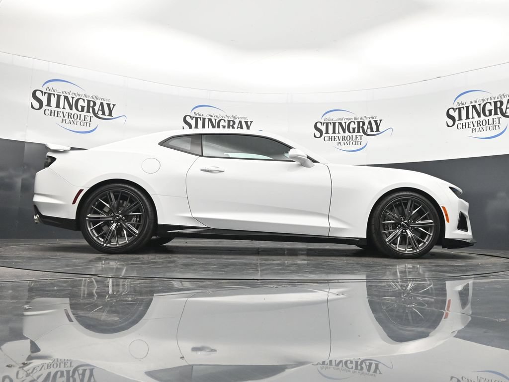 Used 2023 Chevrolet Camaro ZL1 RWD image 33