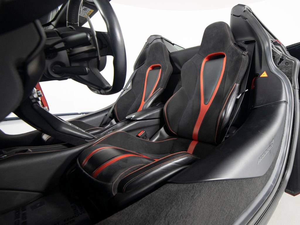 Used 2022 McLaren 720S Luxury RWD image 33