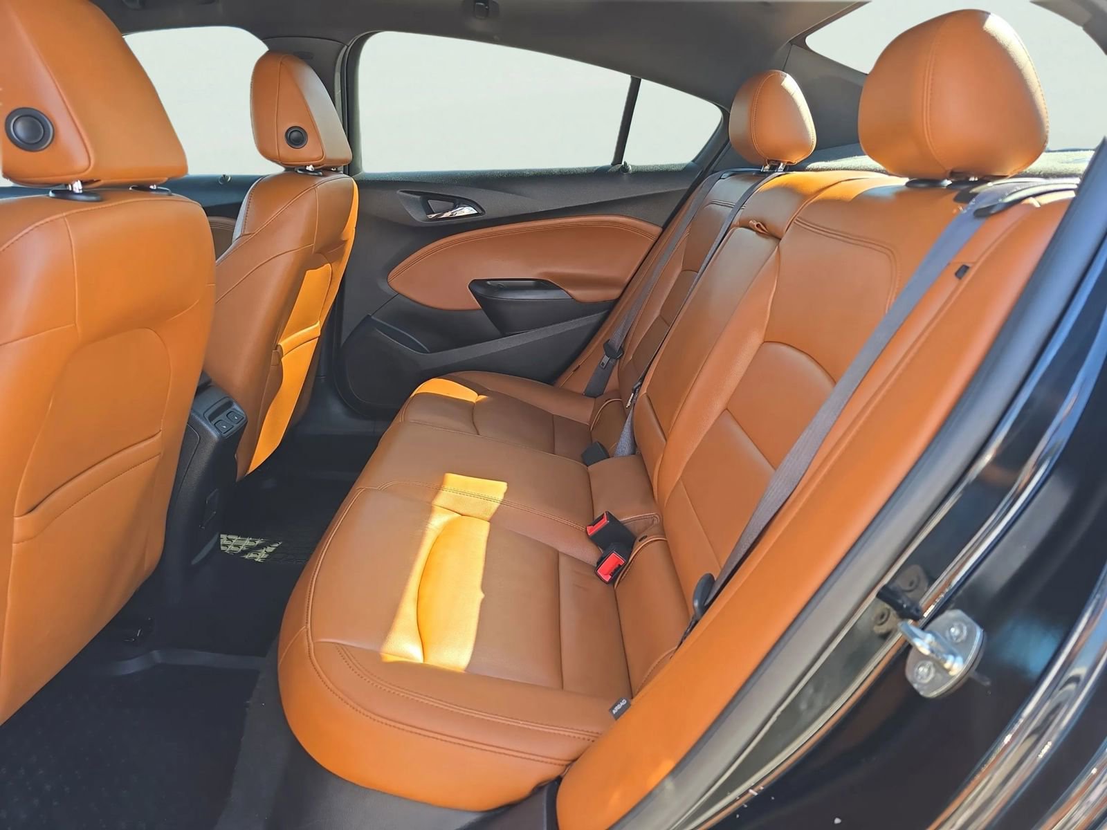 Used 2017 Chevrolet Cruze Premier image 13