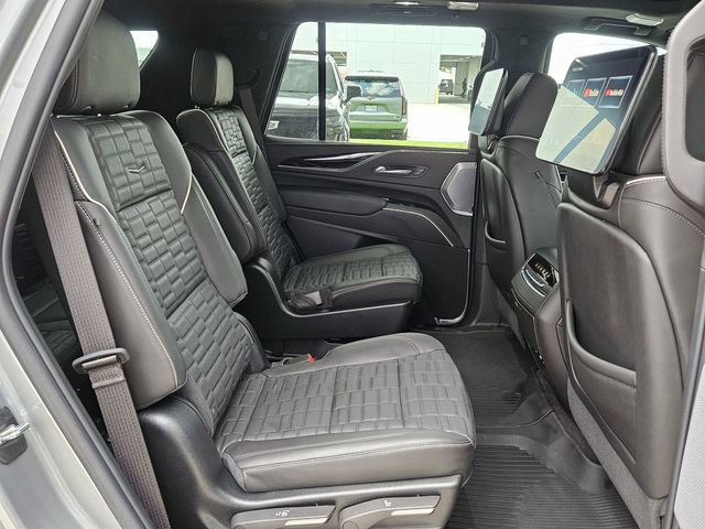 Certified 2024 Cadillac Escalade V w/ LPO, ONYX Package image 27