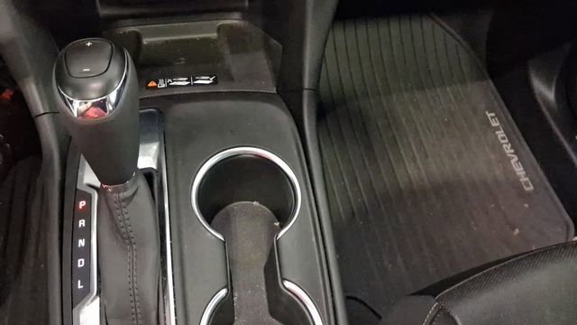 Used 2021 Chevrolet Equinox Premier FWD image 33