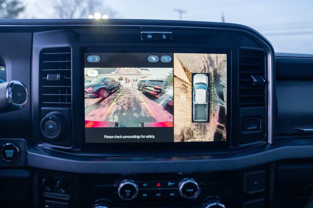 Used 2025 Ford F350 Platinum w/ FX4 Off-Road Package image 26