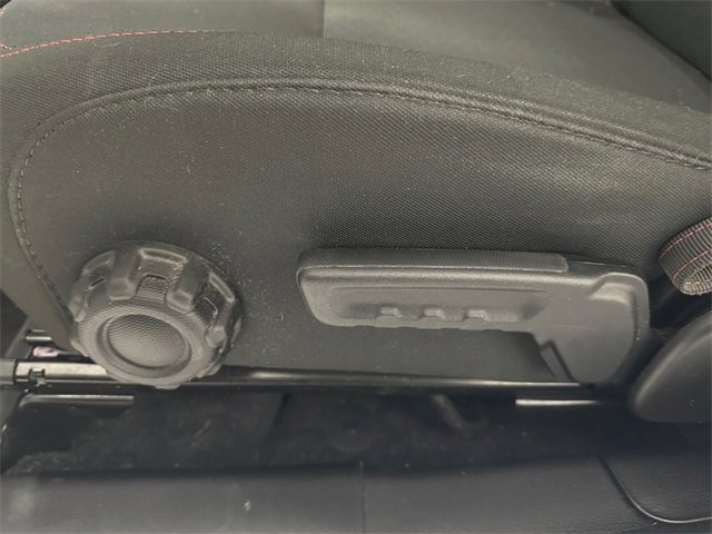 Used 2023 Jeep Gladiator Rubicon w/ Cold Weather Group image 18