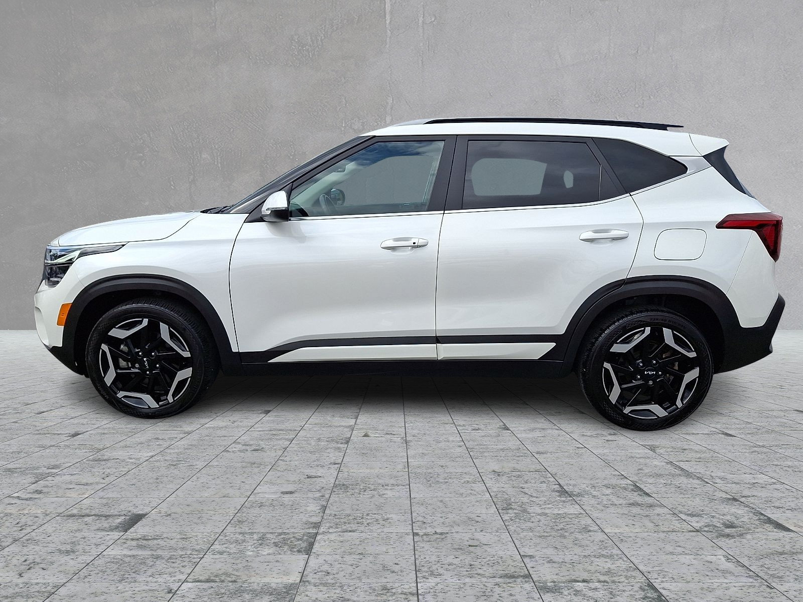 Used 2024 Kia Seltos SX AWD/4WD image 7