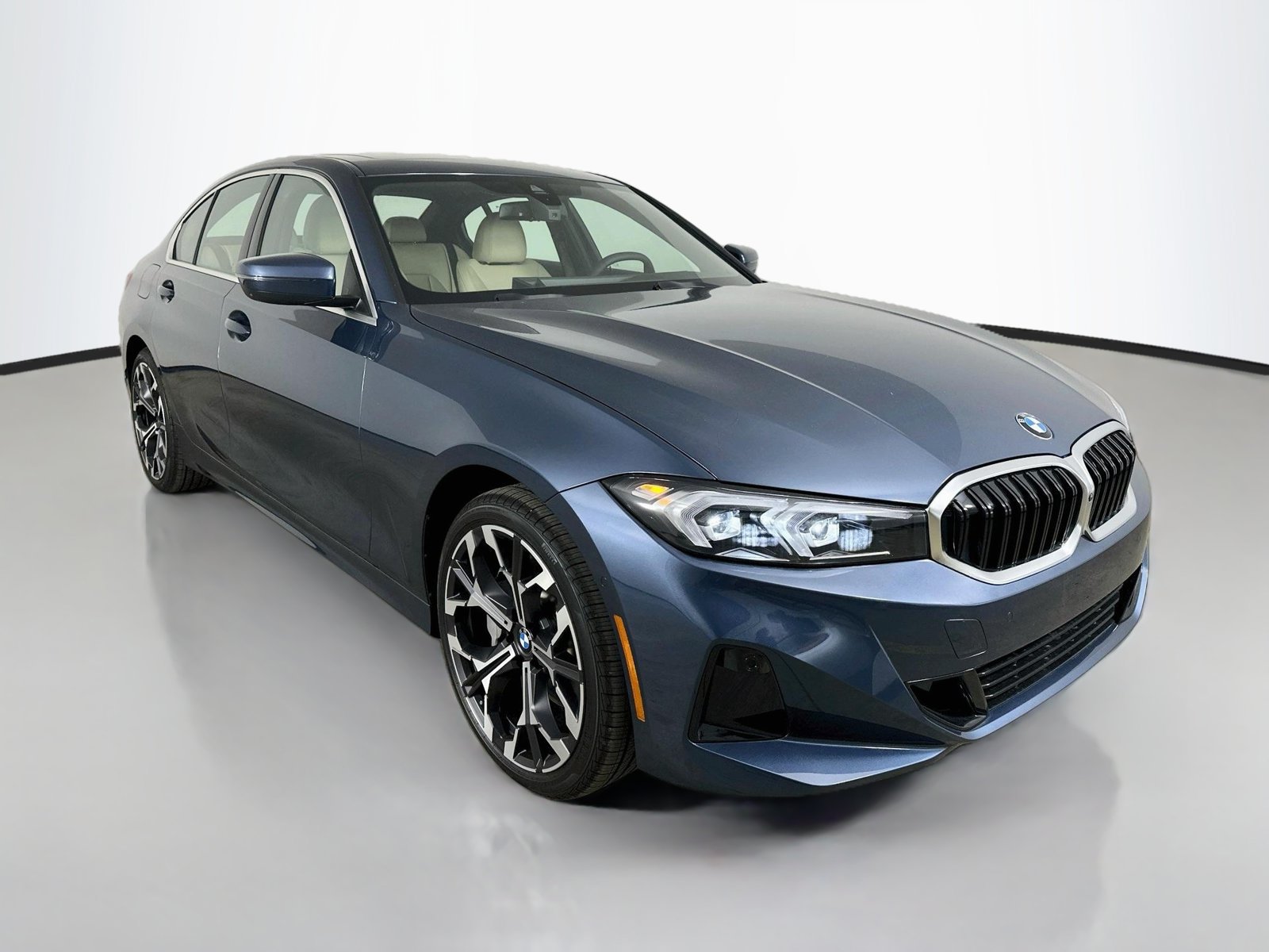 New 2026 BMW 330i xDrive Sedan w/ Premium Package AWD/4WD image 3