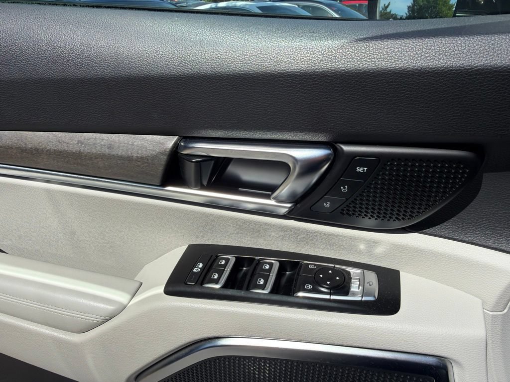 Used 2022 Kia Telluride SX w/ SX Prestige Package AWD/4WD image 32